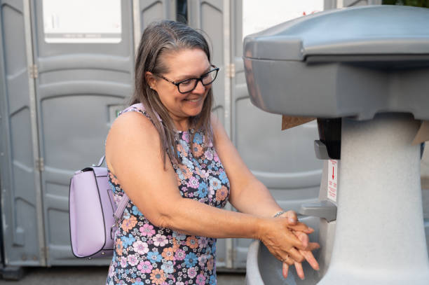 Porta potty rental for outdoor events in Hartford, IL